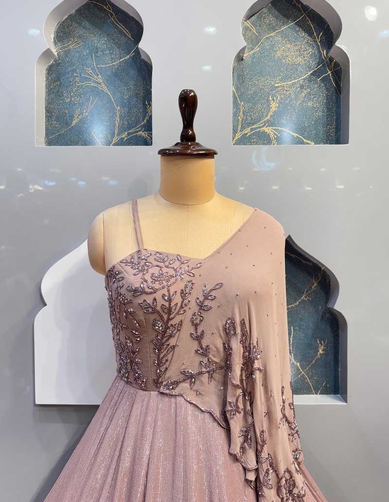 GOWN image 1