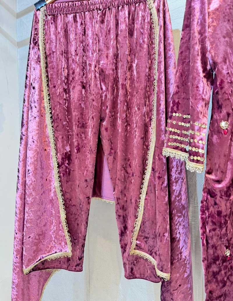 SUIT image 3
