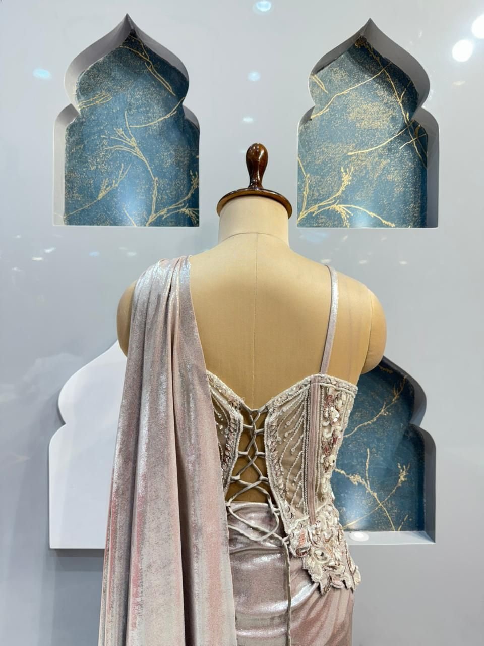 "CHAMPAGNE DRAPE INDOWESTERN" image 5