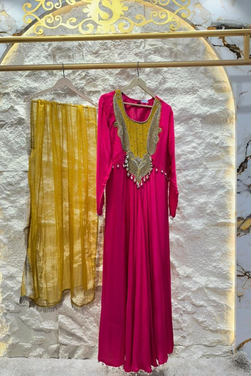 "RANI PINK REGAL SUIT" image 0