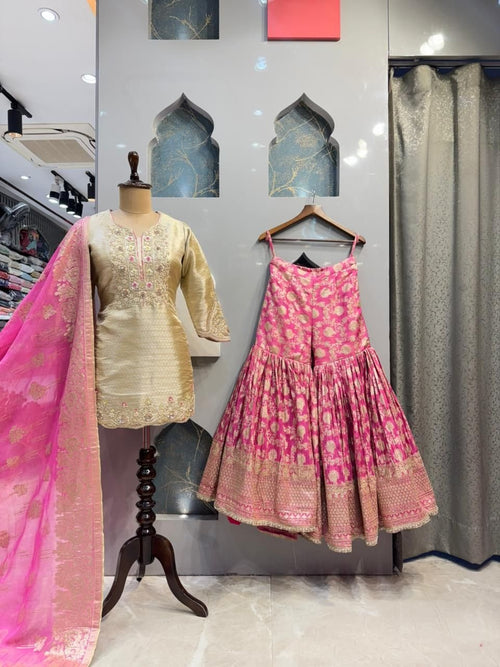 "ROYAL PINK BANARASI SHARARA" image 0
