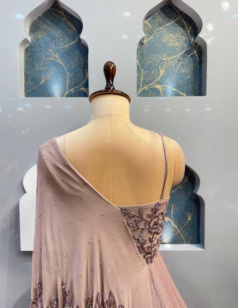 GOWN image 3