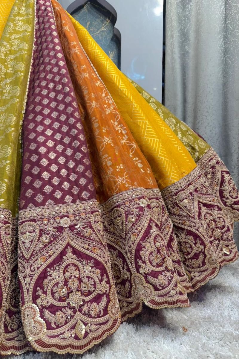 "RAJWADI RANG MAHAL LEHENGA" image 3