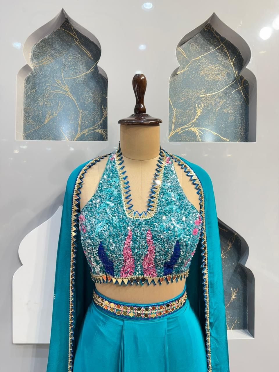 "OCEAN BLIUE RADIANCE INDOWESTERN" image 1