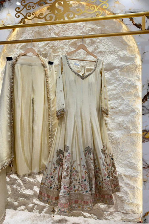 "AABROO ROYAL IVORY SUIT" image 0