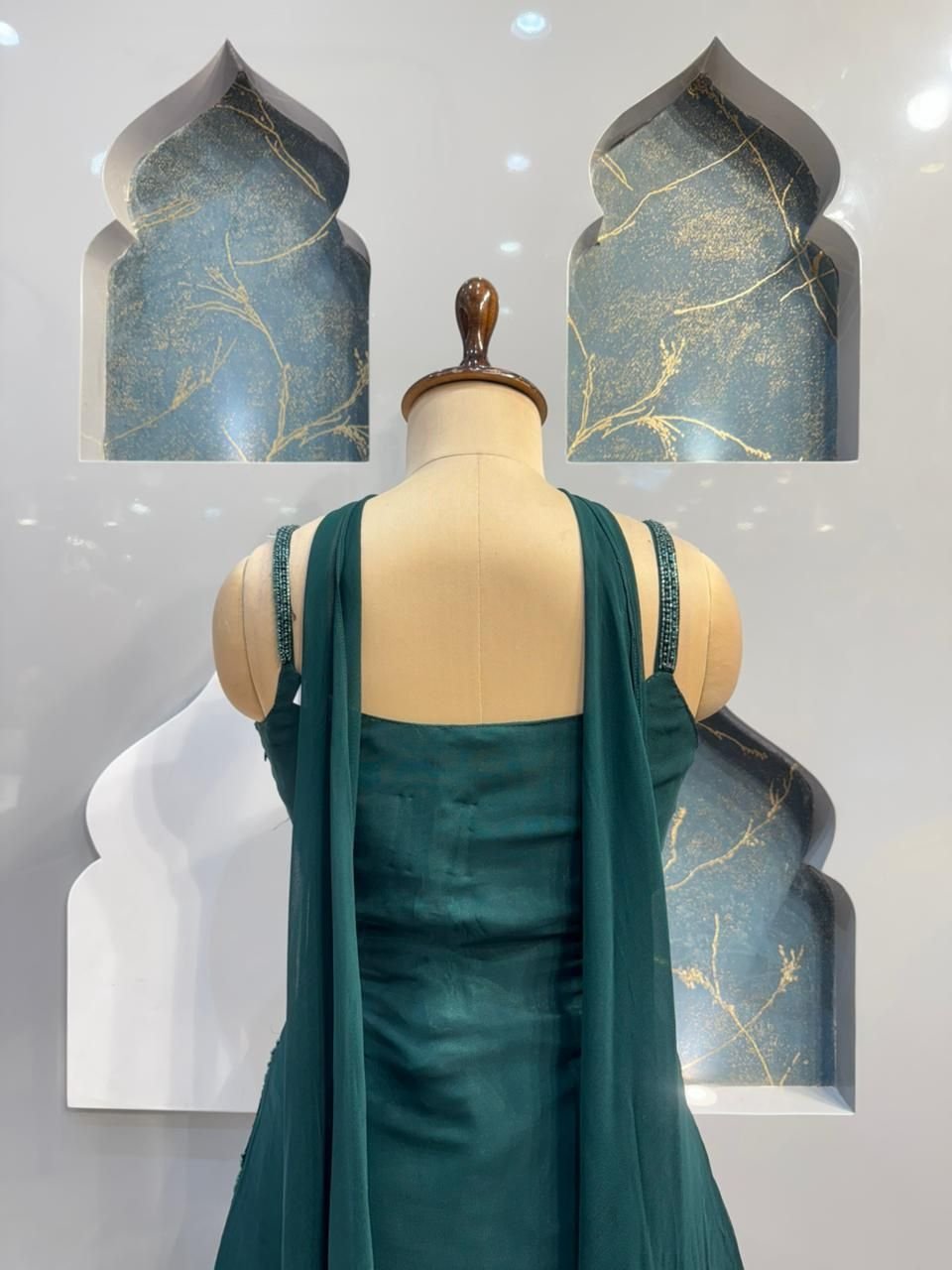 "REGAL FOREST GREEN SHARARA" image 4