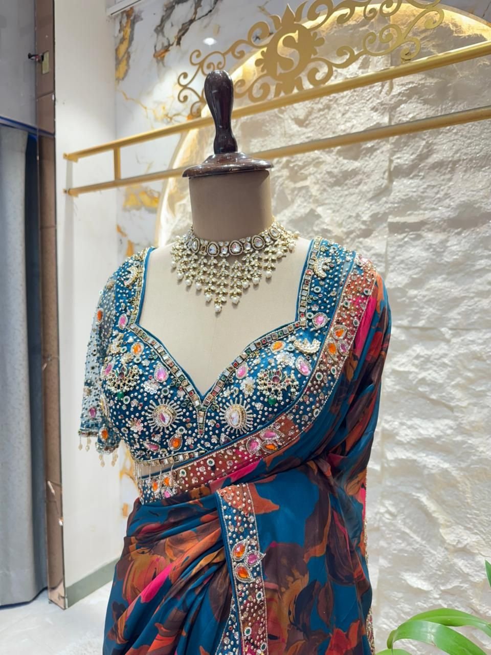 "SAPPHIRE FLORAL SAREE" image 3