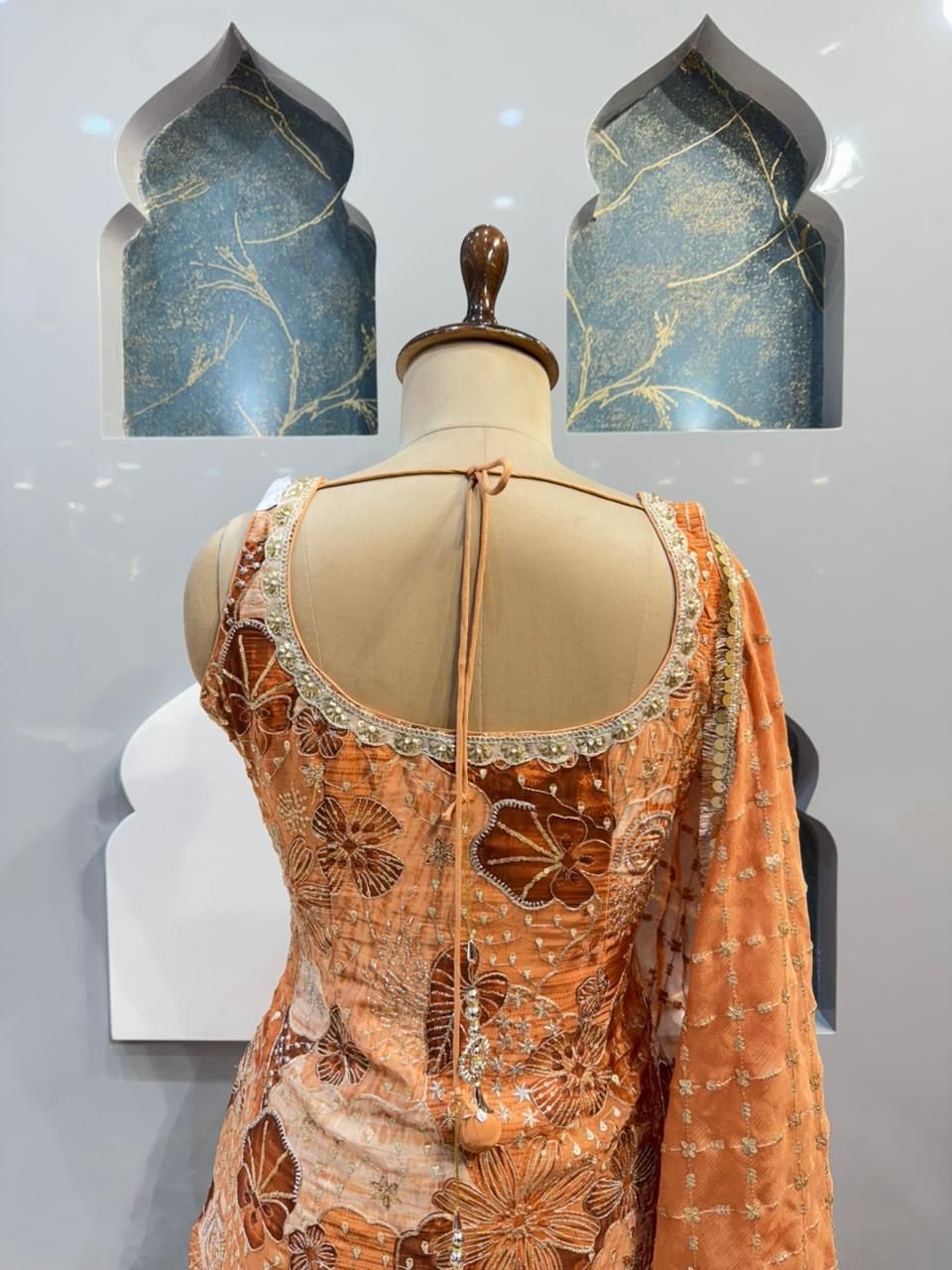 "PEACH BLOSSOM SHARARA" image 5