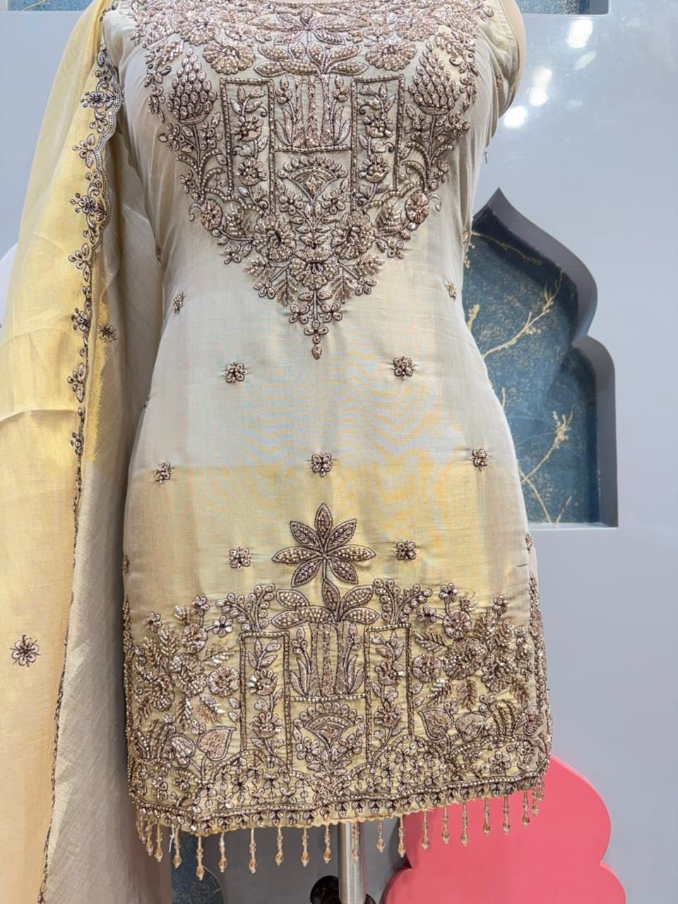 "IVORY NOOR SHARARA" image 2