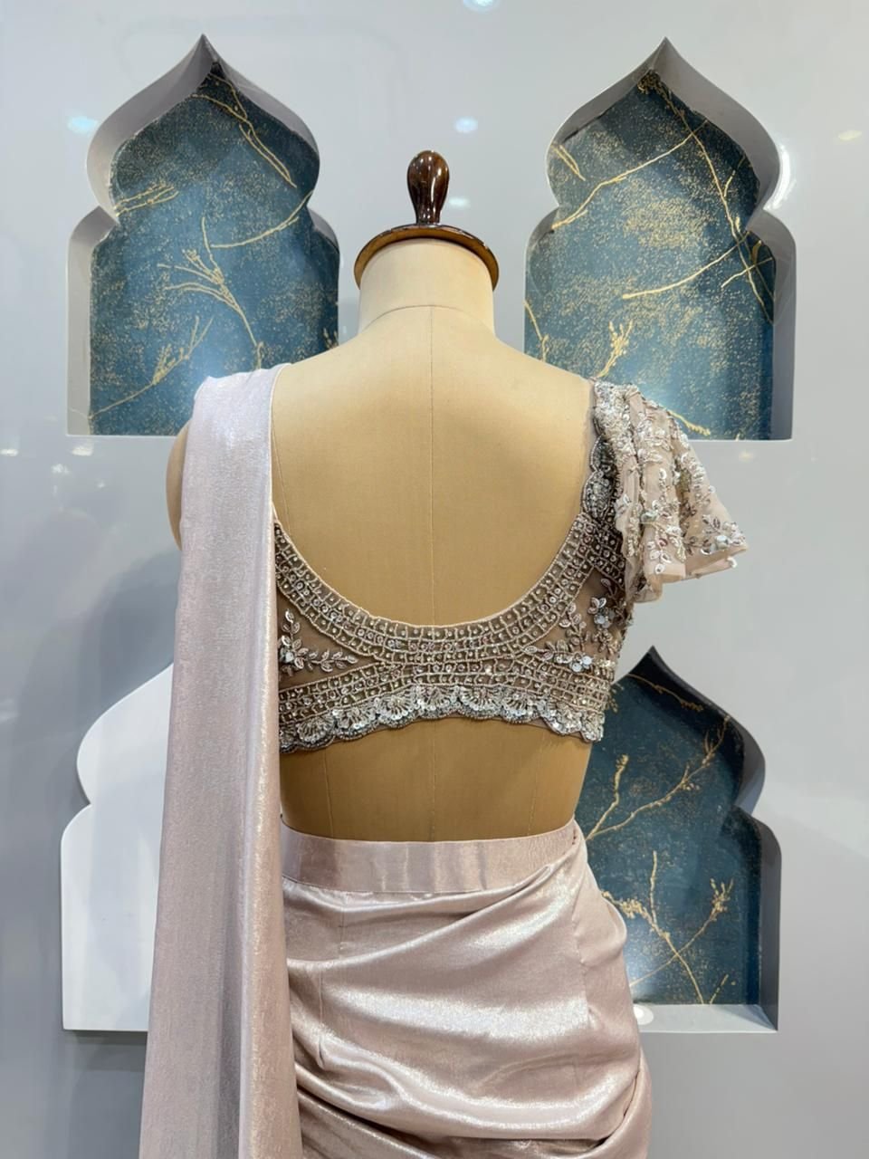 "MOONLIGHT CHAMPAGNE LUXE DRAPE SAREE" image 5