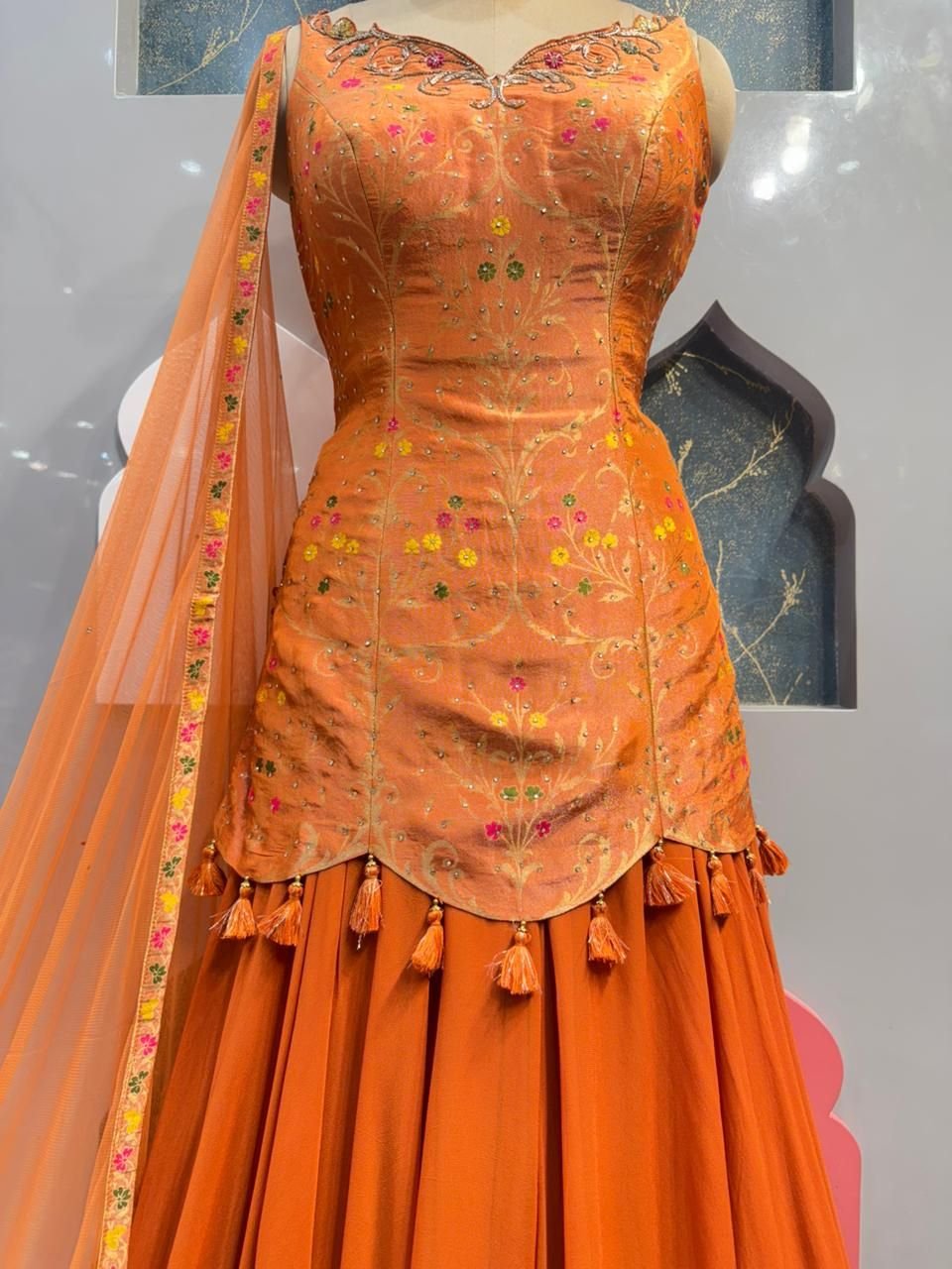 "SUNSET BLOOM SHARARA" image 3