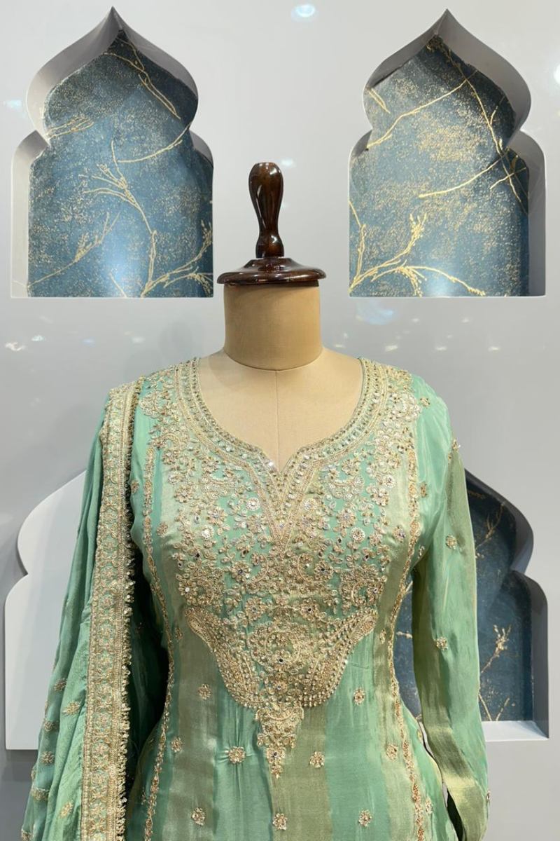 "MIDNIGHT LOTUS SHARARA" image 1