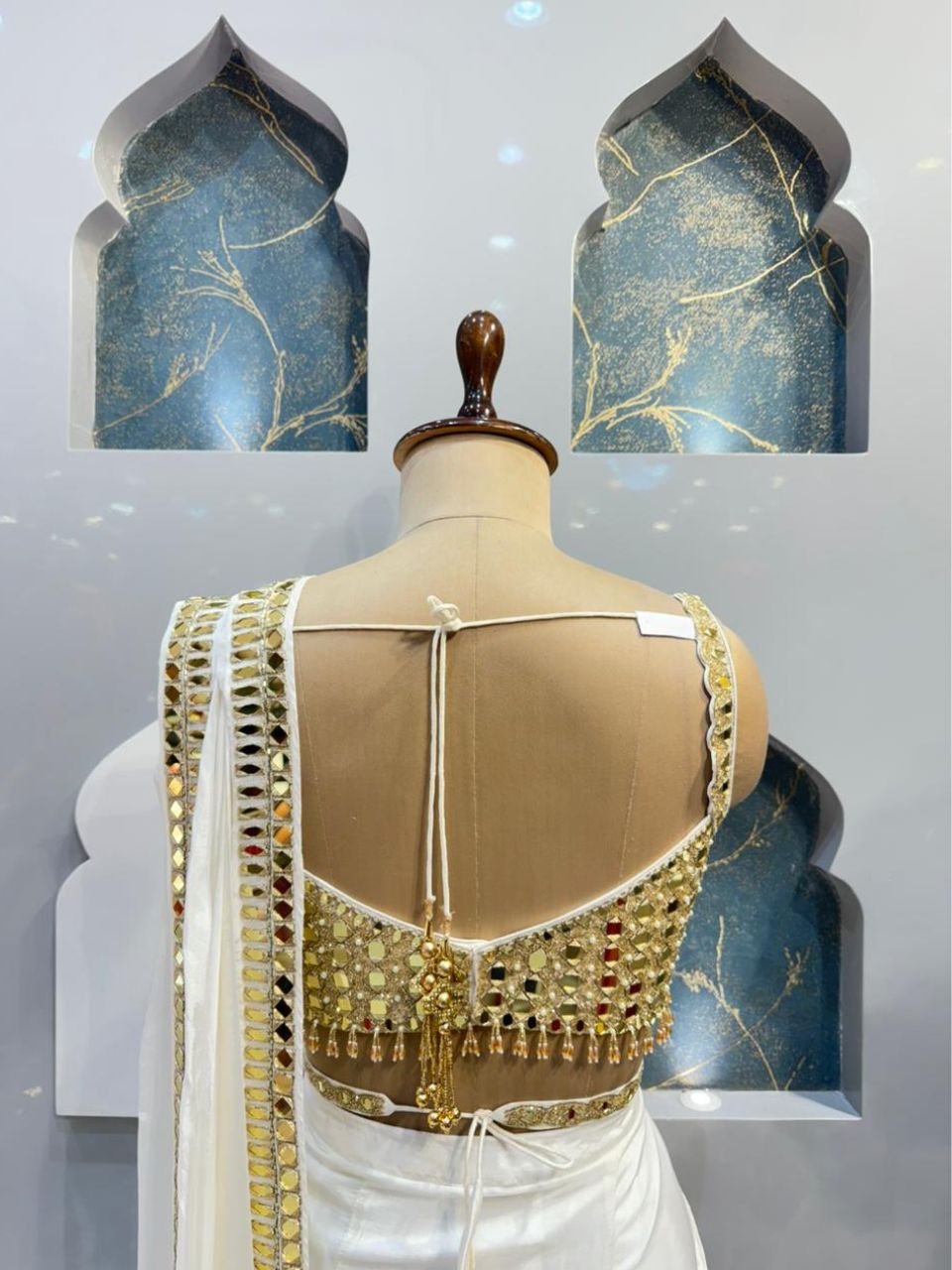 "IVORY GOLD MIRROR DRAPE SAREE" image 5