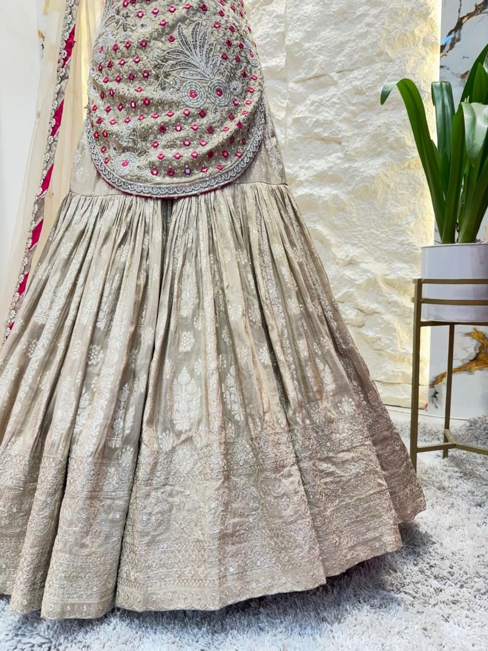 "IVORY GOLD HERITAGE GARARAWITH PINK ACCENTS" image 3