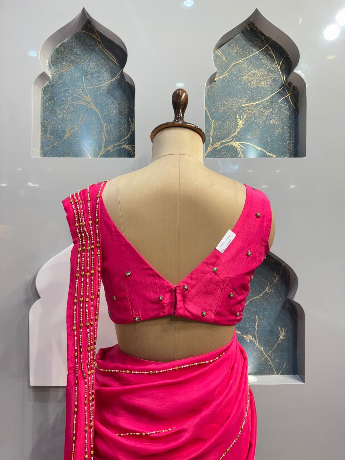 "RANI PINK EMBELLISHED BLOUSE DRAPE SAREE" image 4