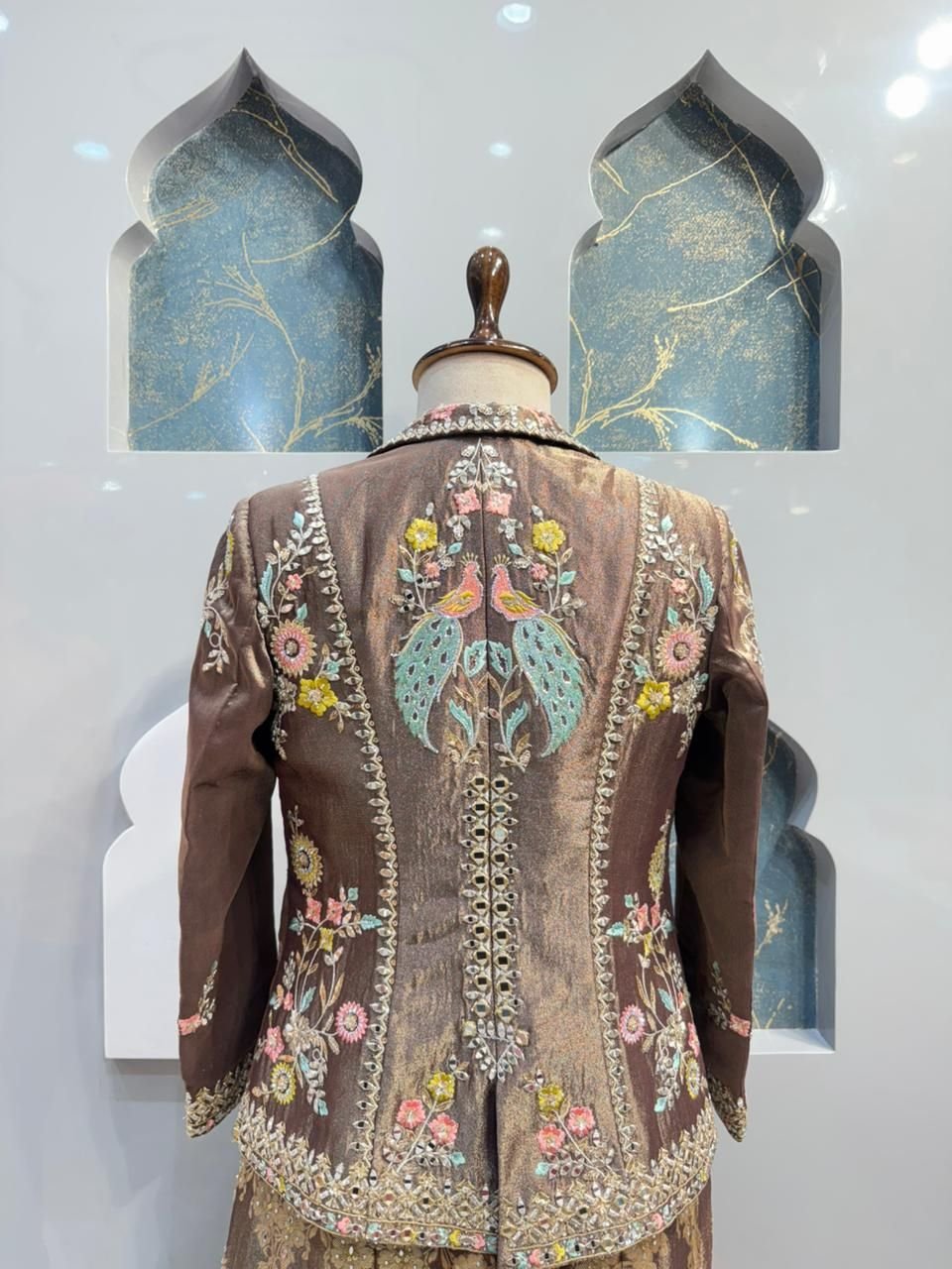 "ROYAL MOCHA GARDEN INDO WESTERN" image 6