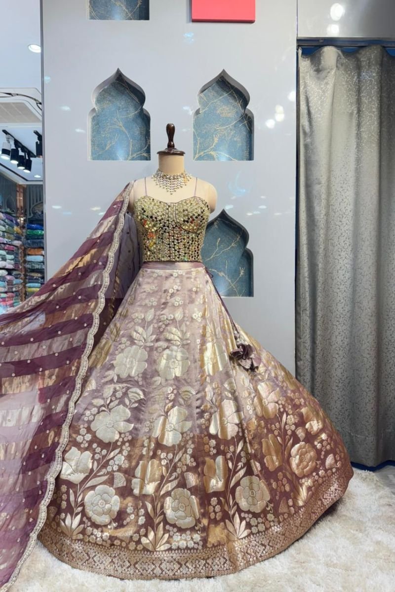 "CLASSIC IVORY ROYAL FESTIVE LEHENGA" image 0