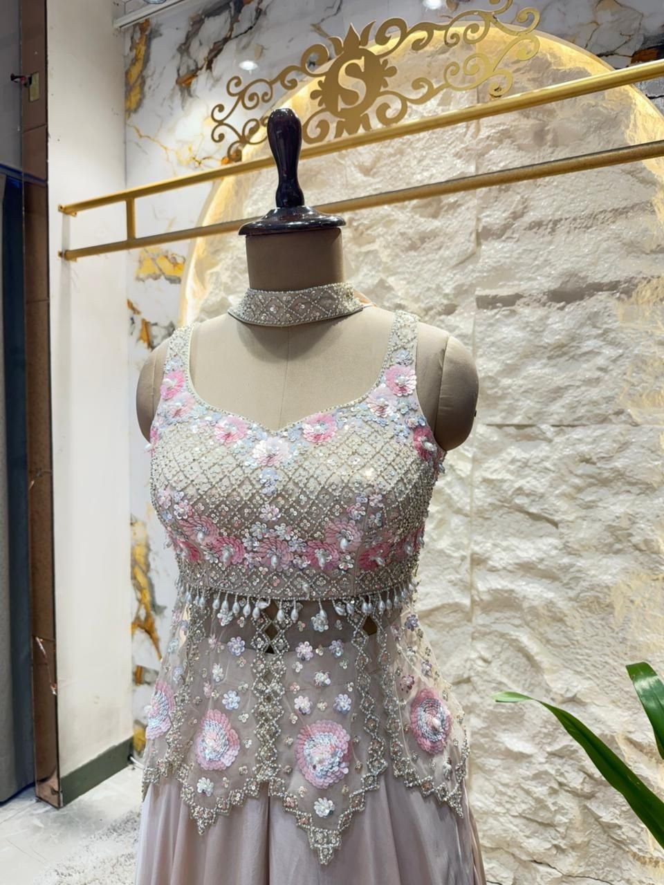 "BLUSH BLOSSOM INDO-WESTERN" image 2