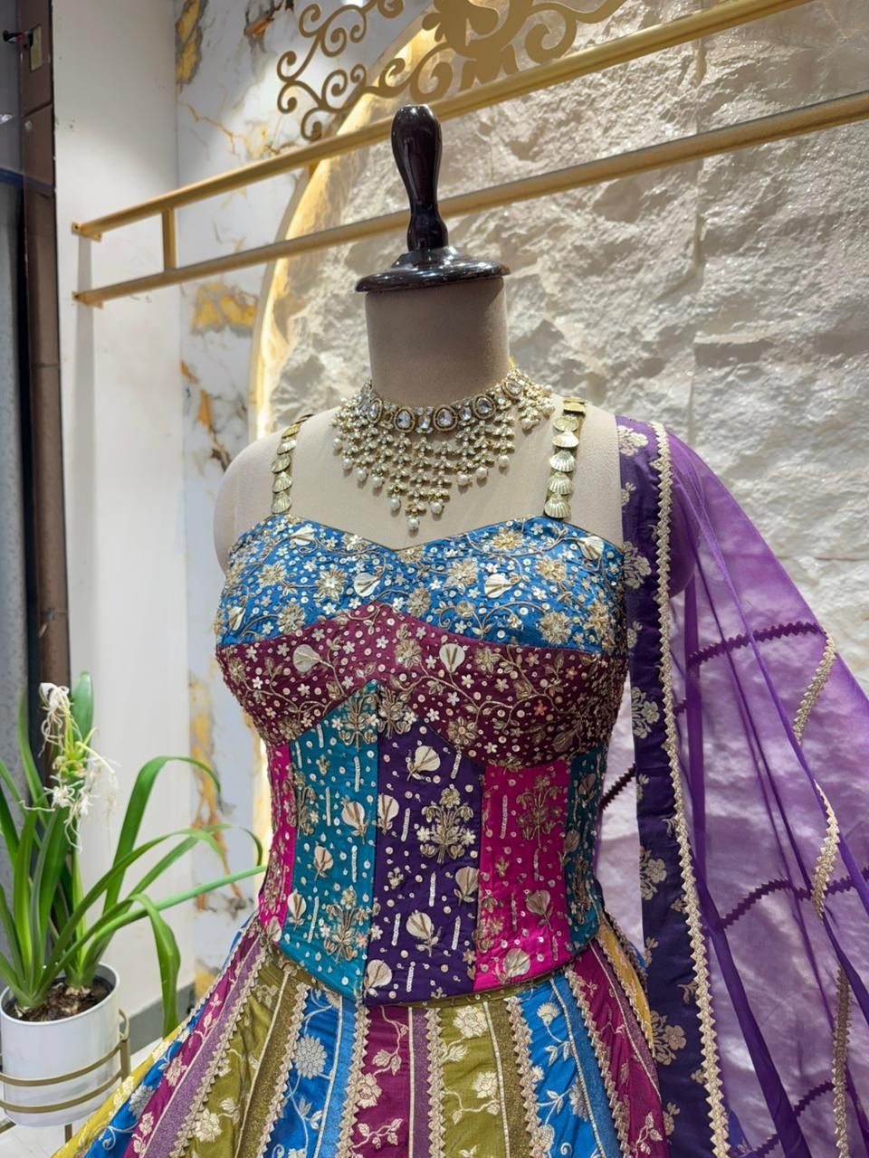 "NOOR-E- RANG PATCHWORK LEHENGA" image 2
