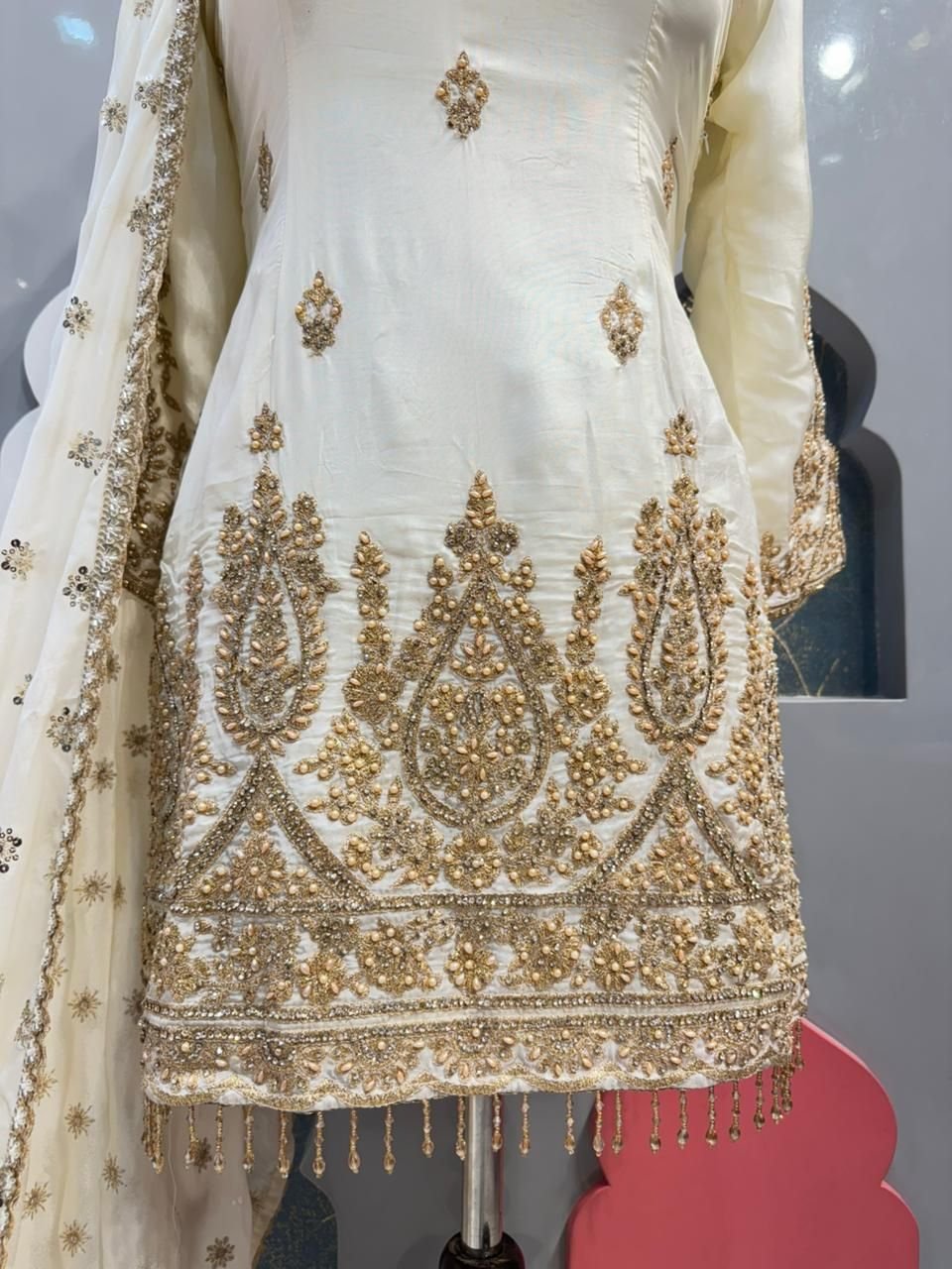 "IVORY GOLD ROYAL SHARARA GARARA SUIT" image 2