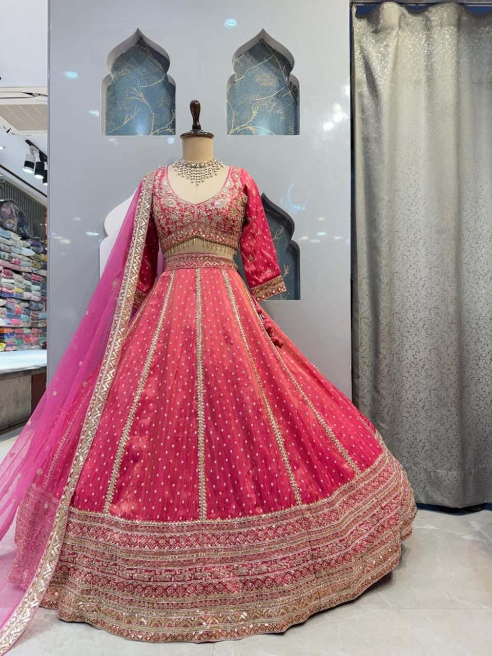 "ROYAL RANI PINK EMBROIDERED LEHENGA" image 3