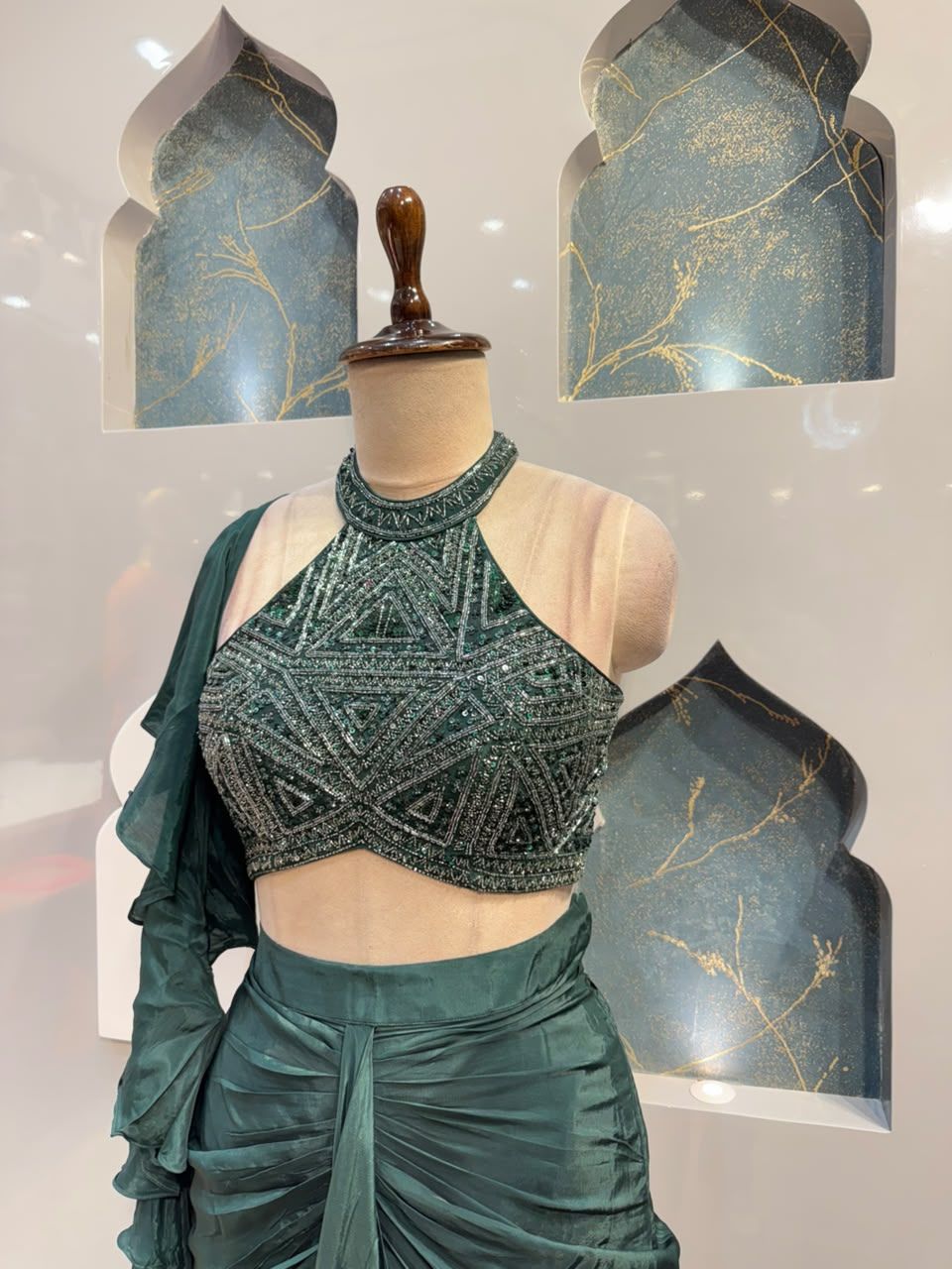 "EMERALD DRAPE ROYALE INDOWESTERN"