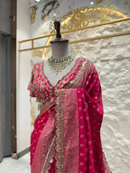 "SAREE"
