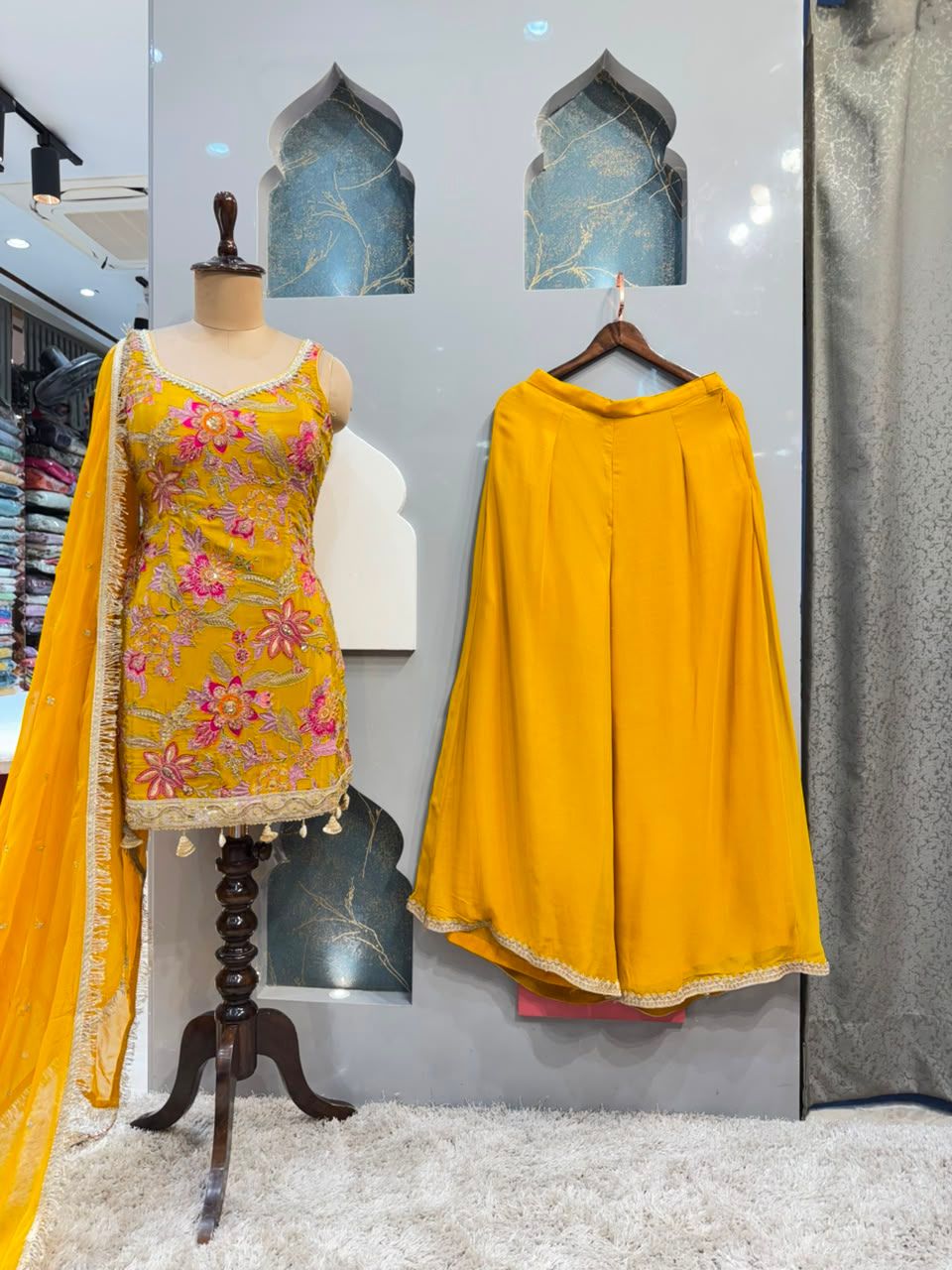 "SULIT BLOSSOM EMBROIDERED SHARARA"