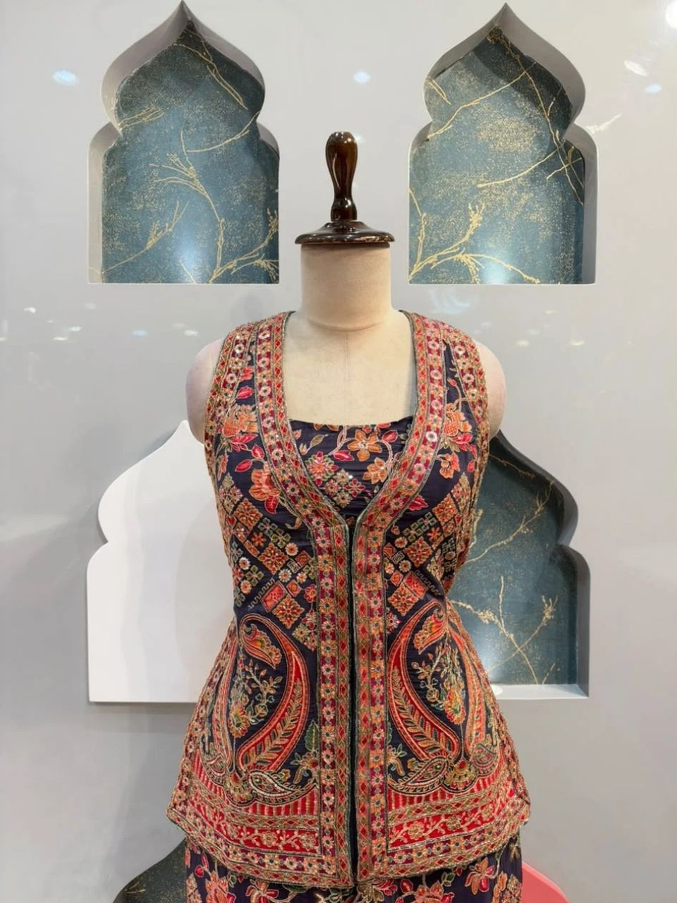 "REGAL KASHMIRI EMBROIDERED INDO WESTERN"