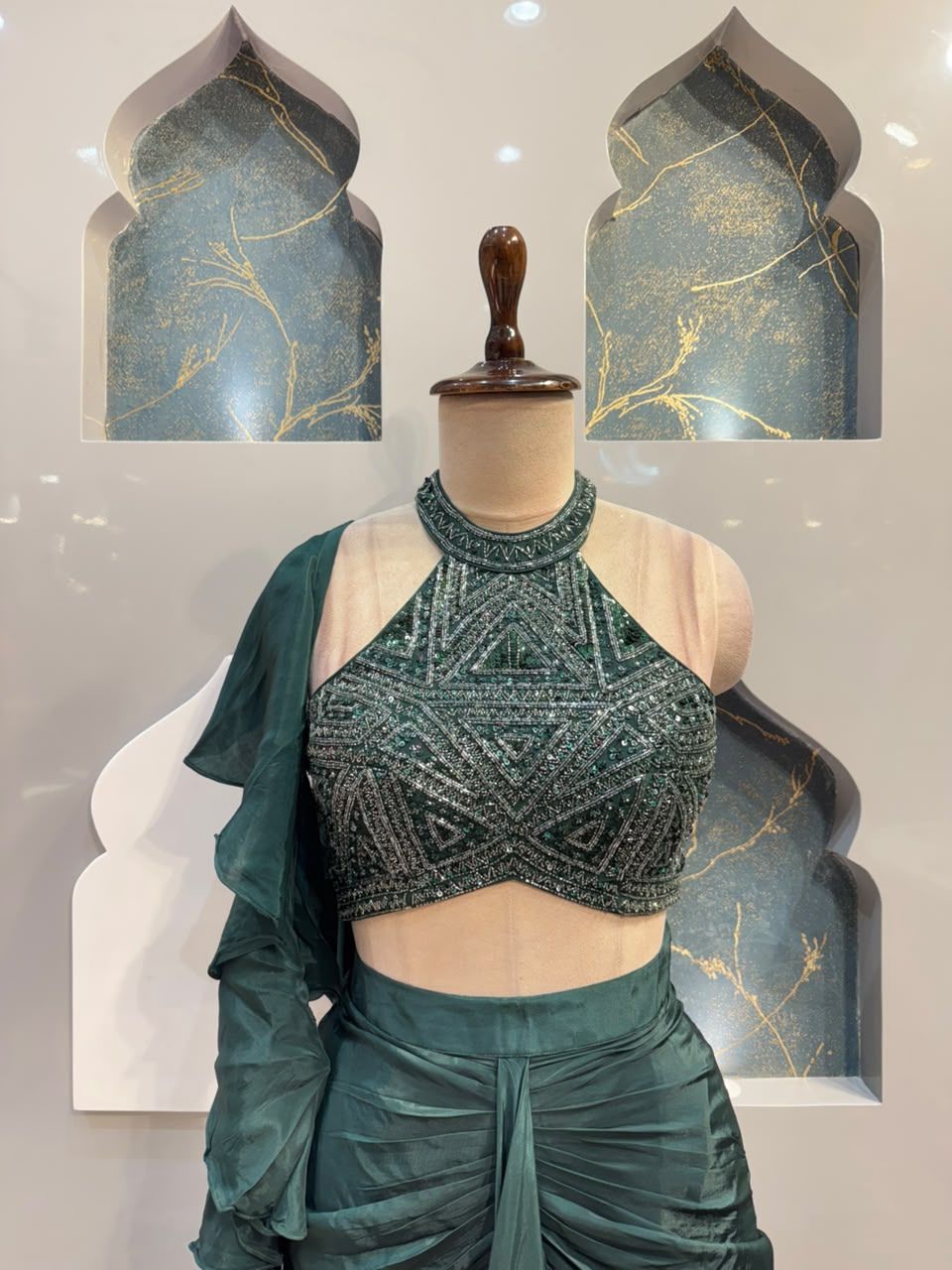 "EMERALD DRAPE ROYALE INDOWESTERN"