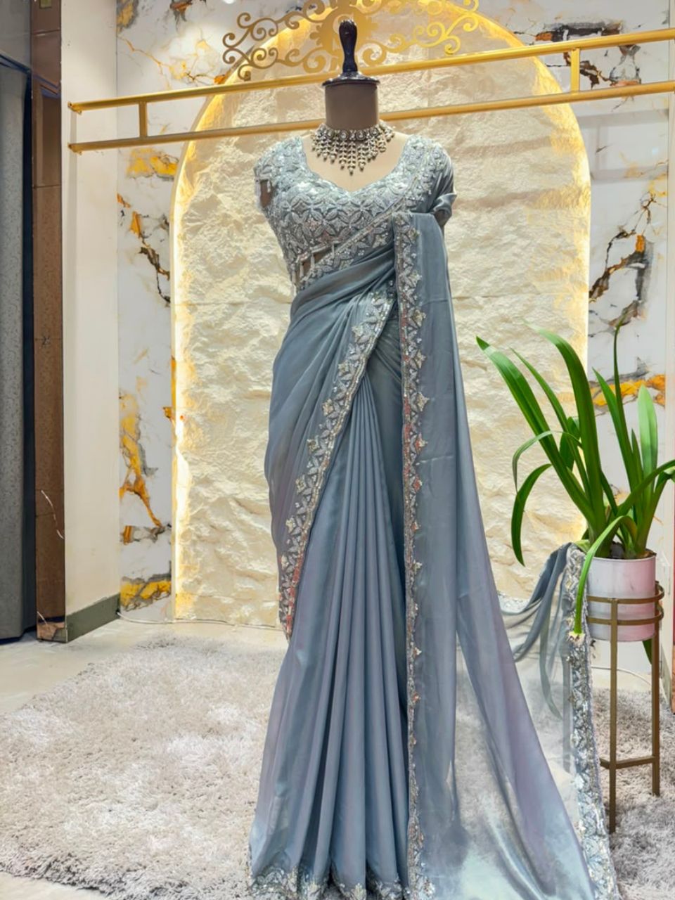 SAREE