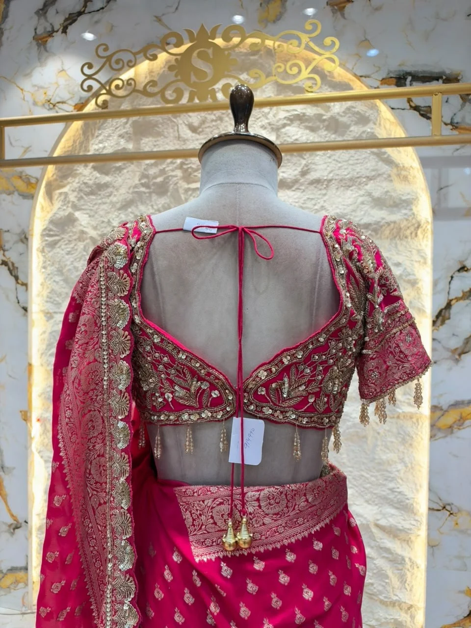 "SAREE"