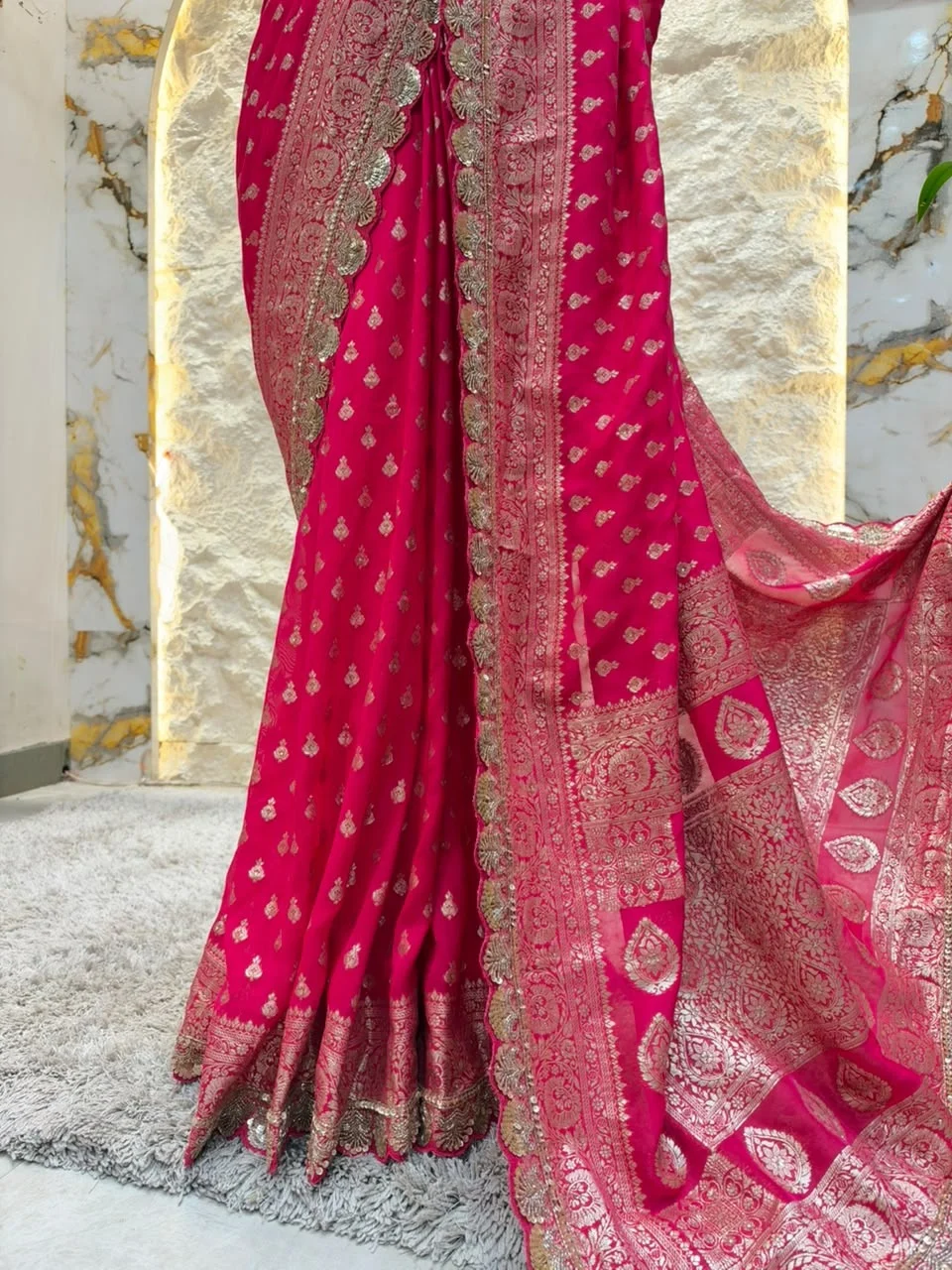 "SAREE"