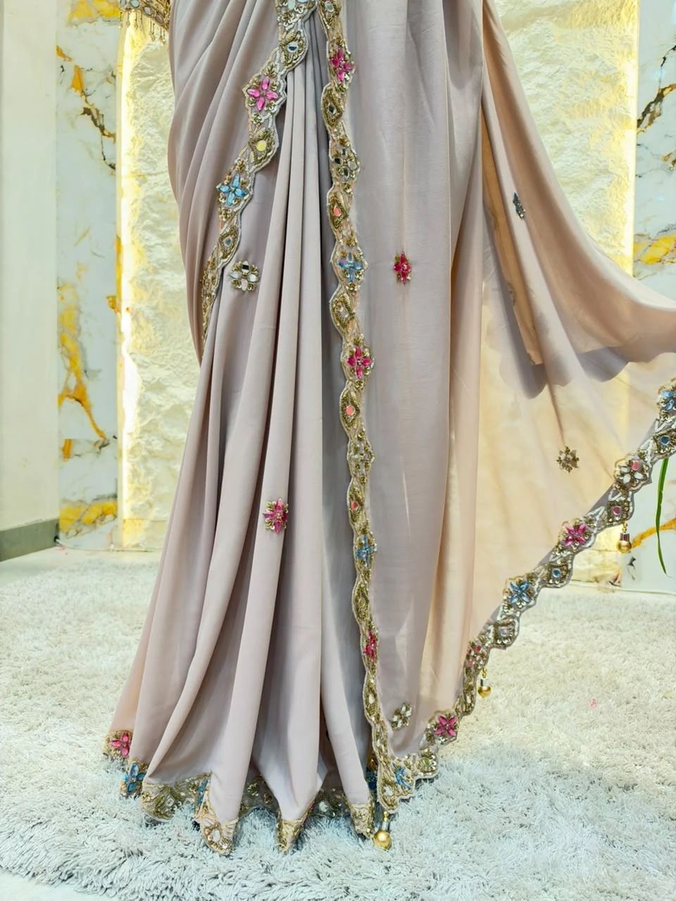 "SAREE"