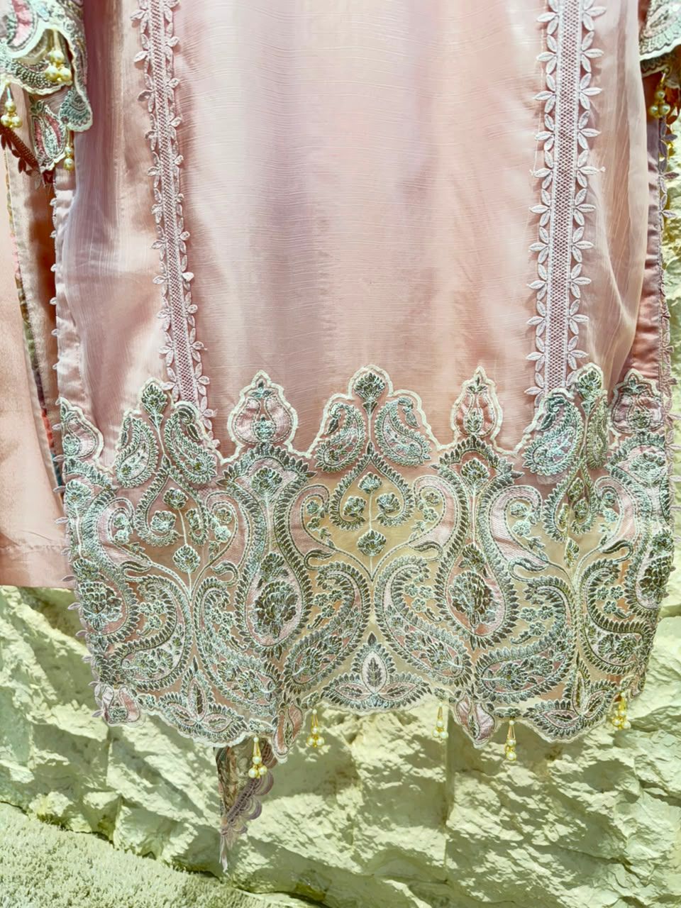 "BLUSH ROSE PAISLEY EMBROIDERED SUIT"