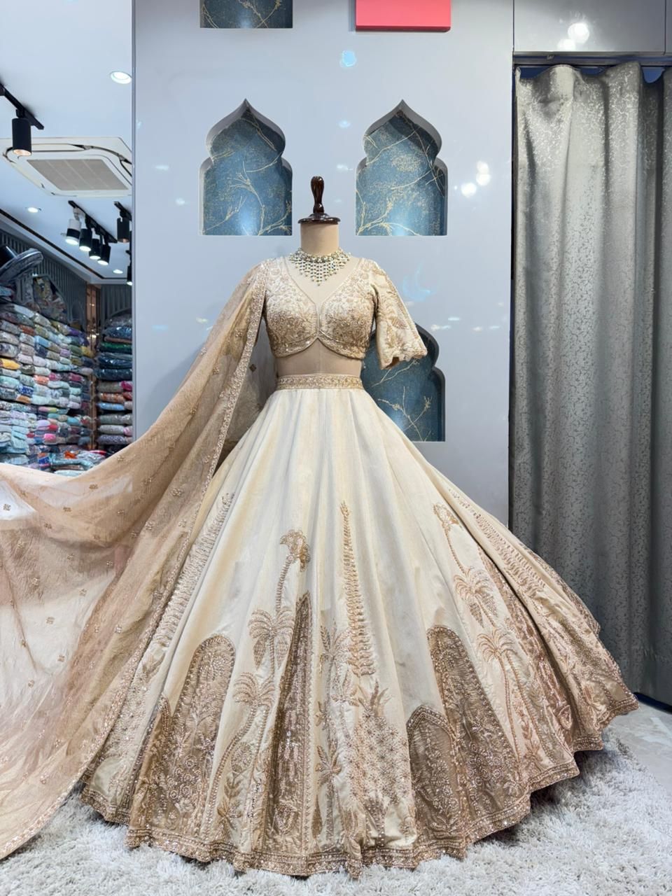 "lehenga"