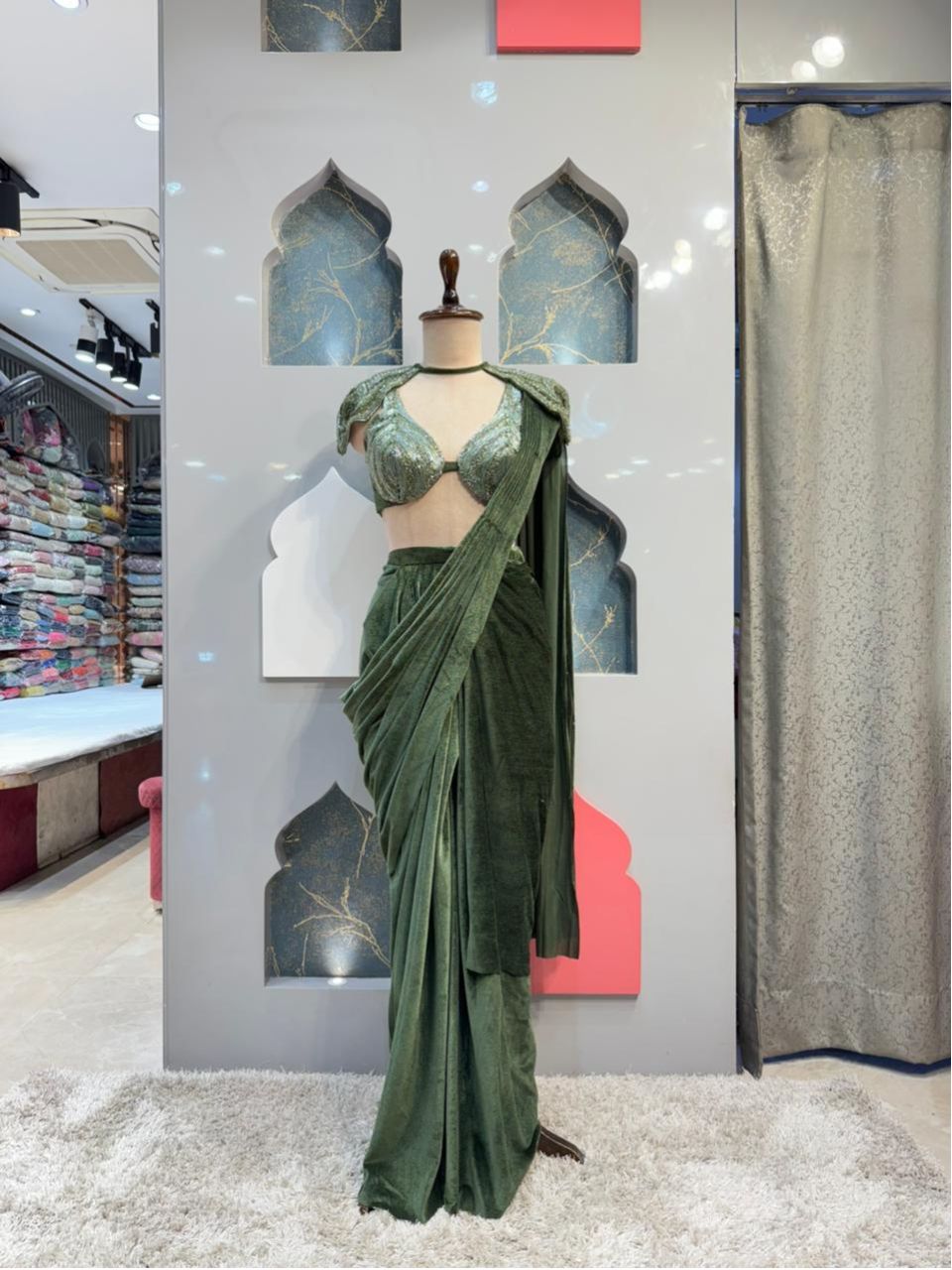"saree"