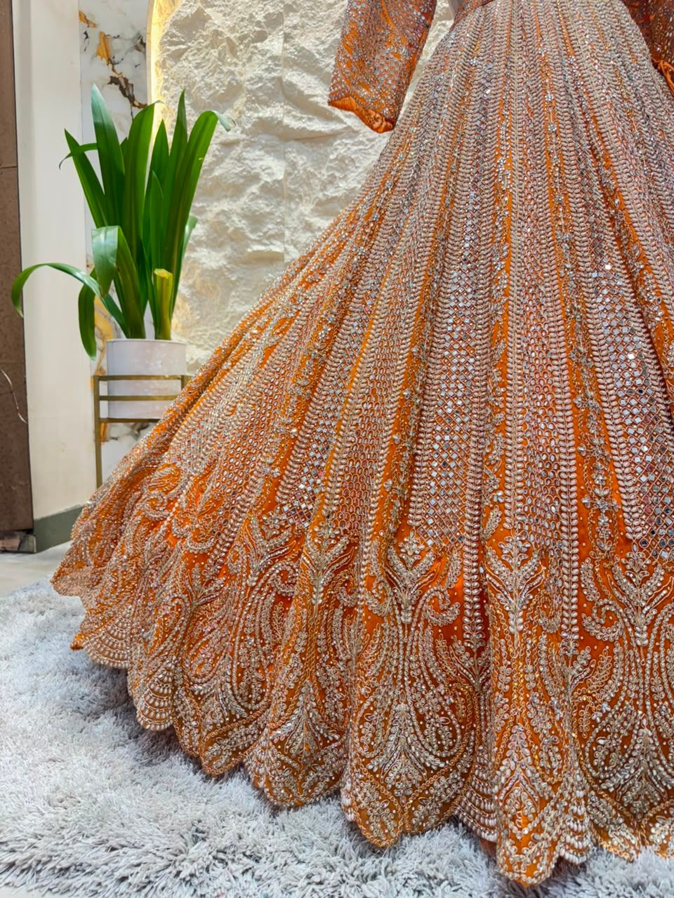 "GOLDEN SUNEHRI ROYALE LEHENGA"