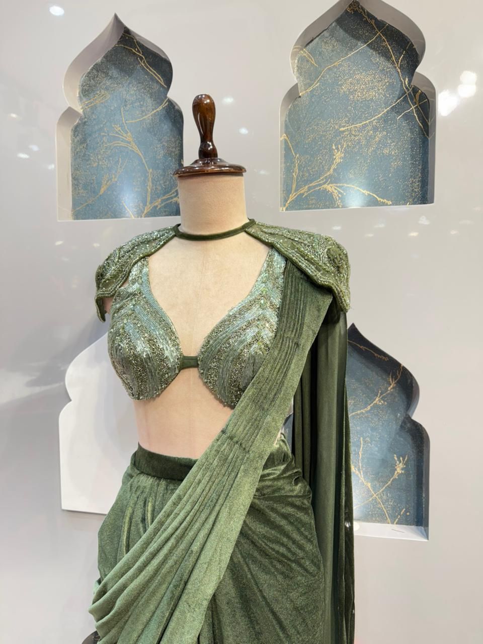 "saree"