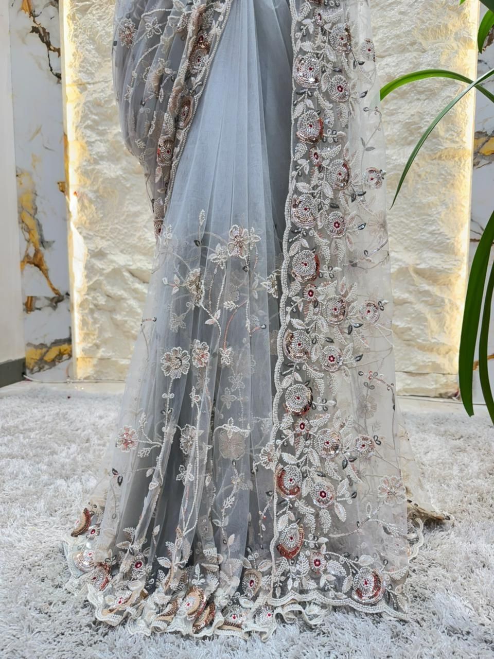 "SAREE"
