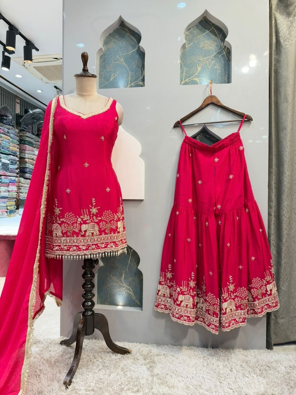 "RANI PINK HERITAGE GARARA"
