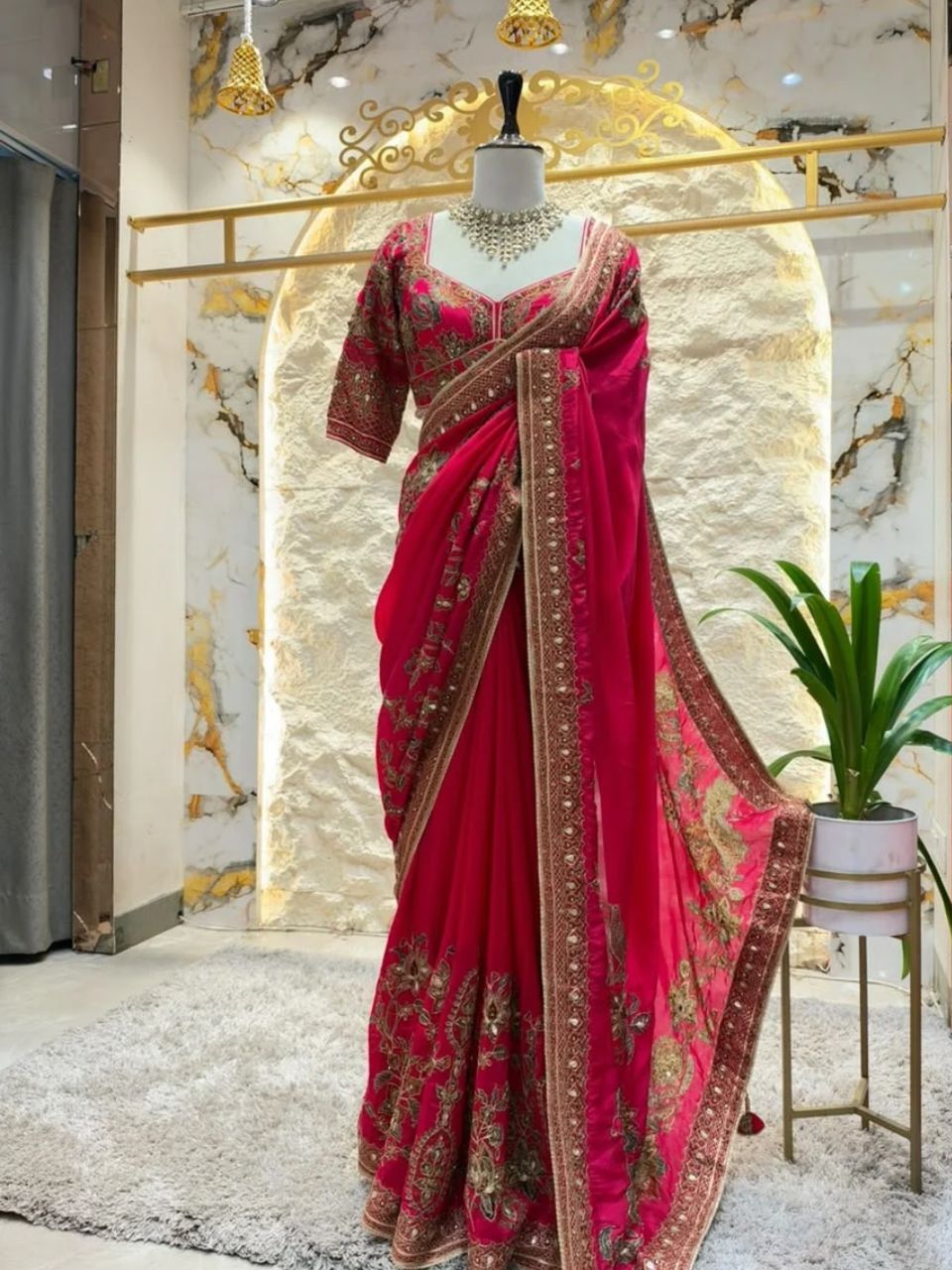 "SAREE"