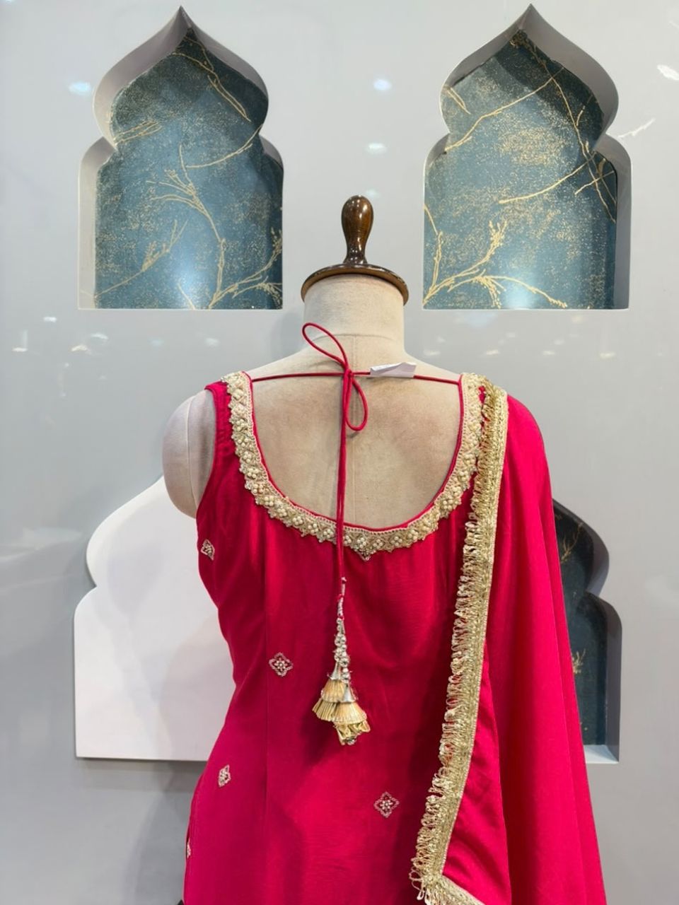 "RANI PINK HERITAGE GARARA"