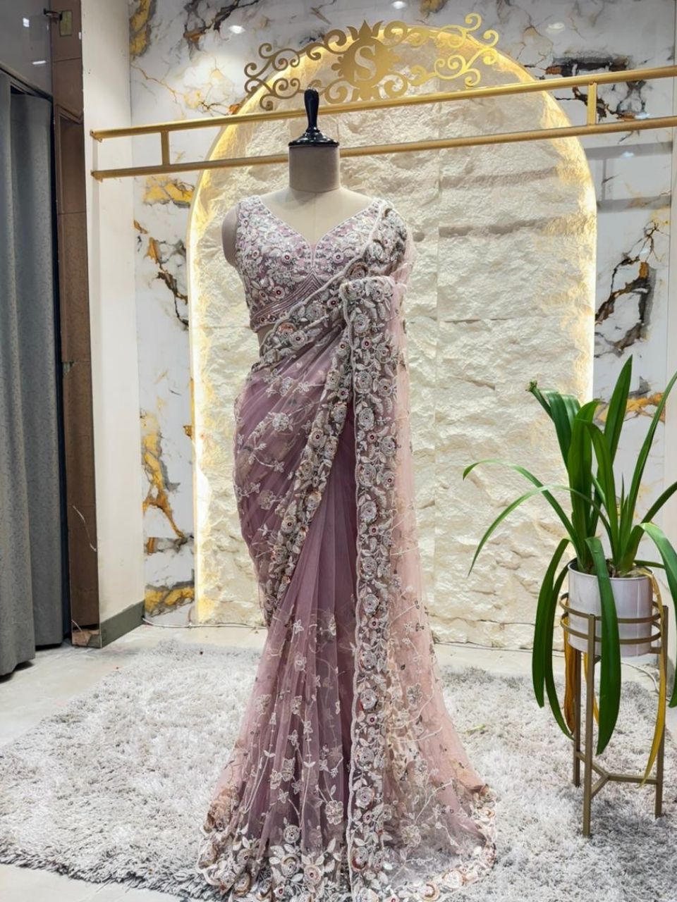 "SAREE"