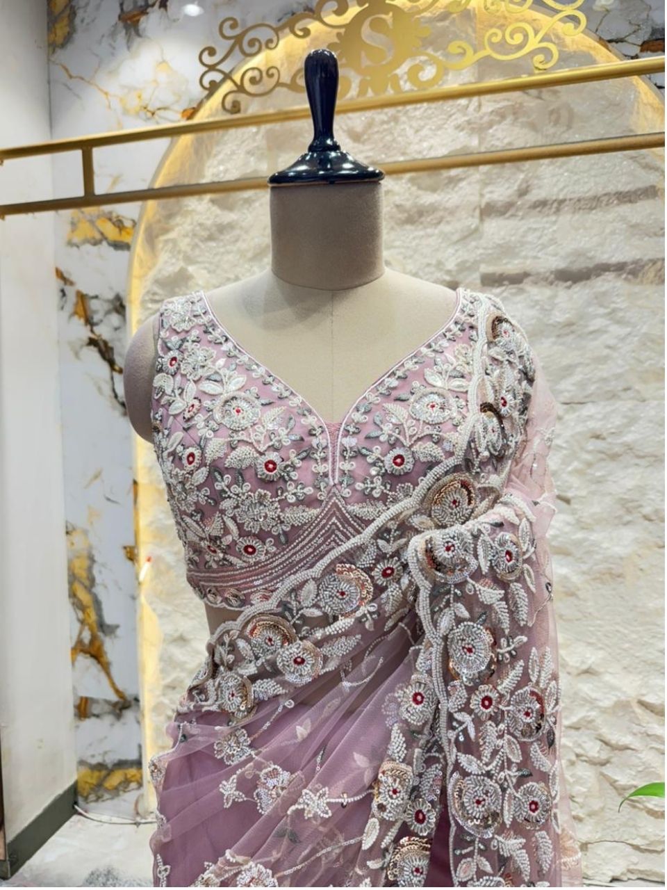 "SAREE"