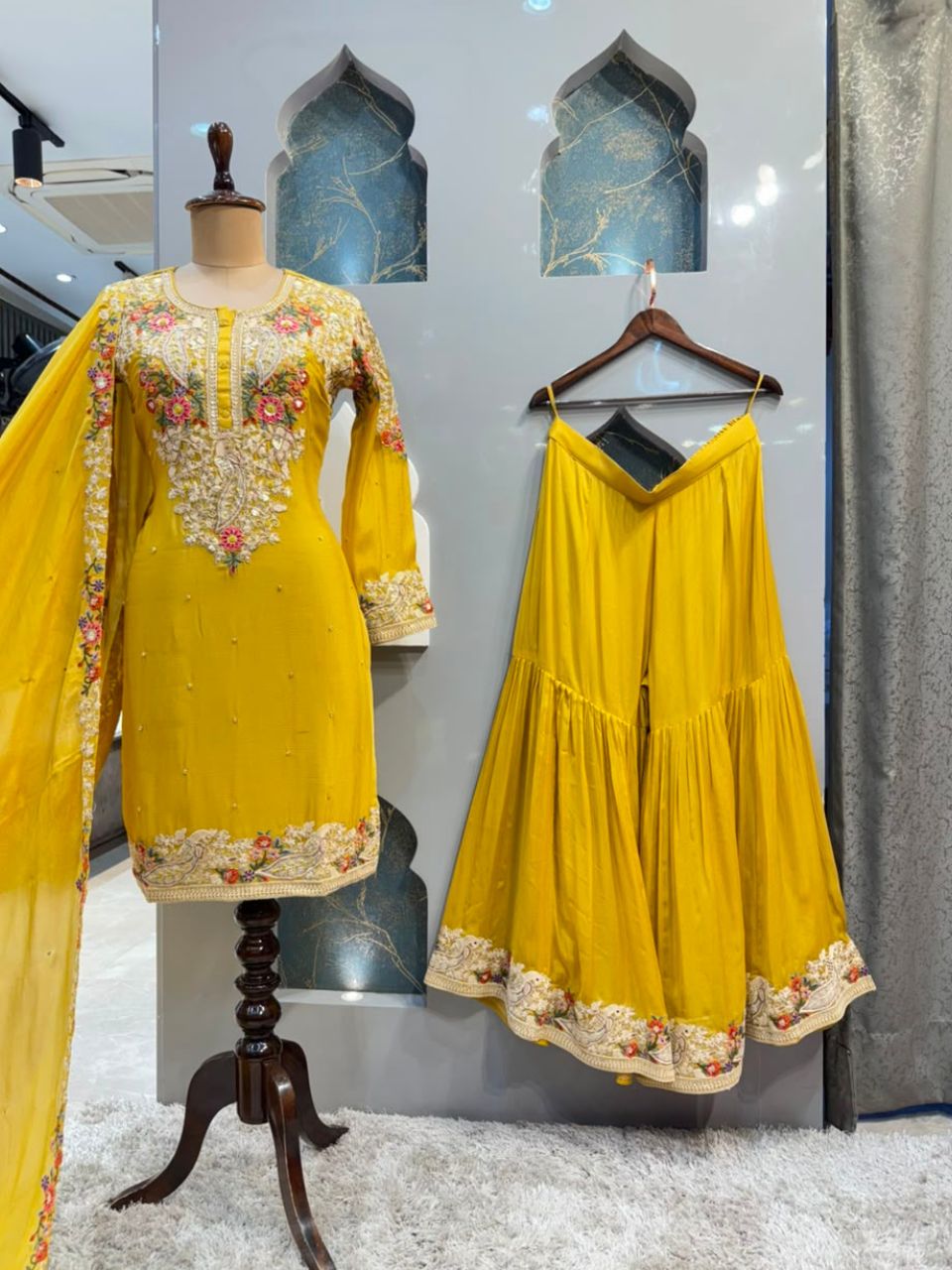 "SUNSHINE YELLOW FLORAL SHARARA"