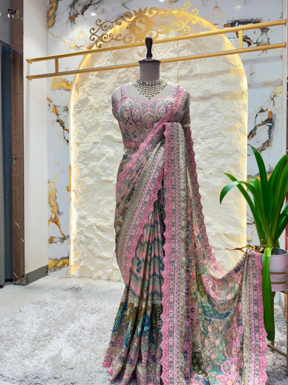 "SAREE"