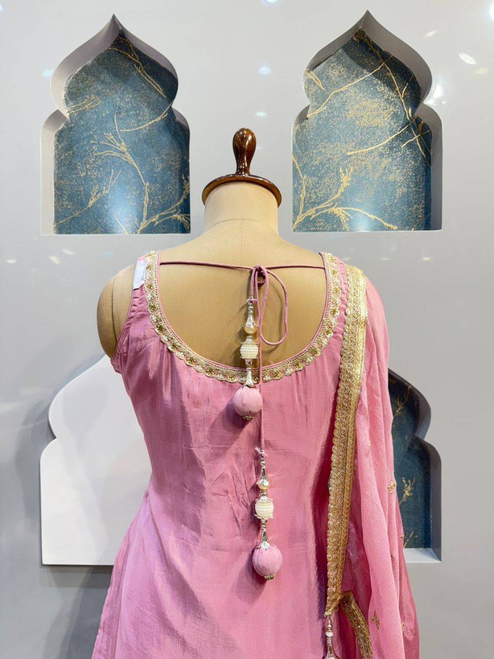 "sharara"