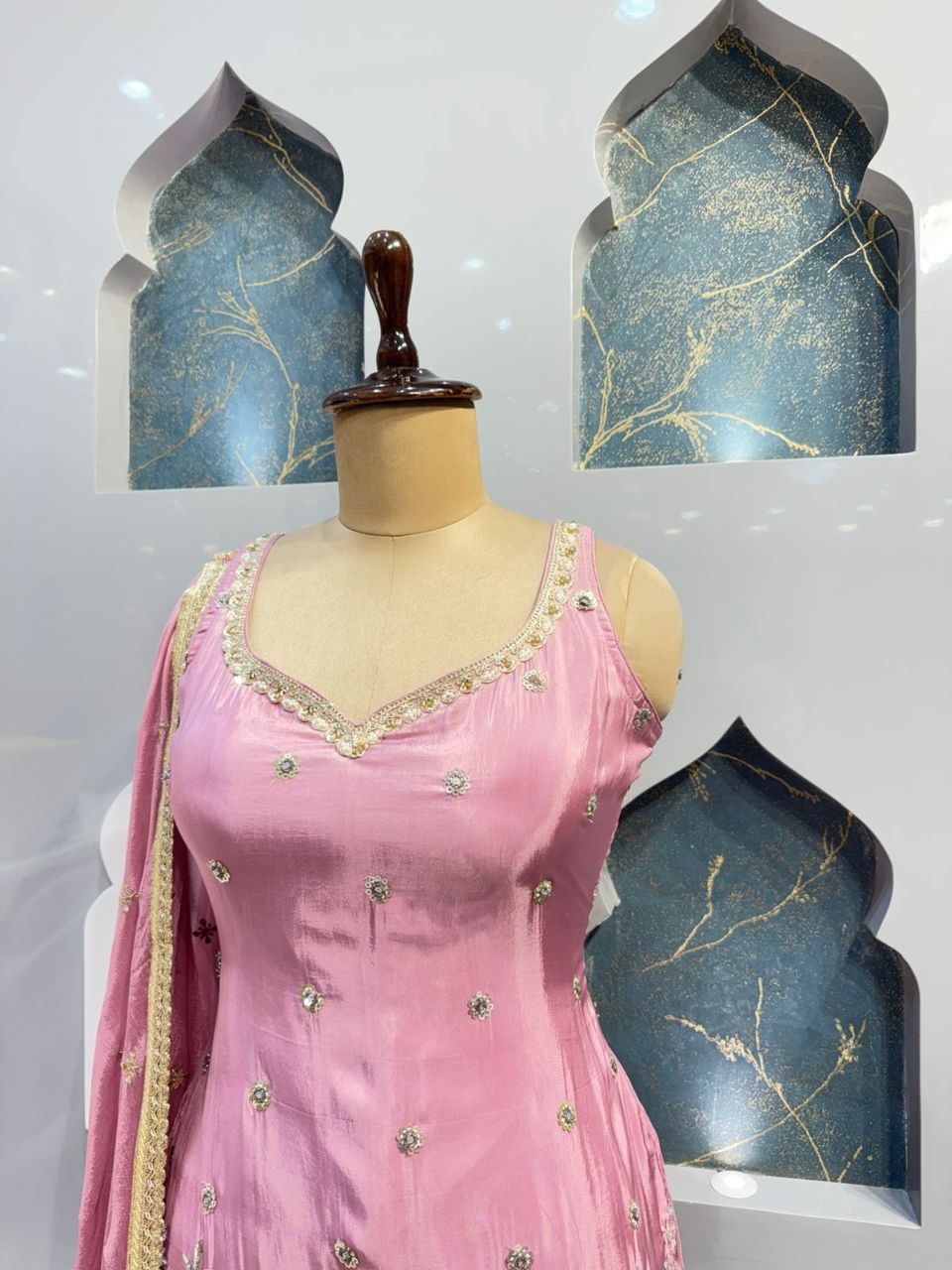 "sharara"