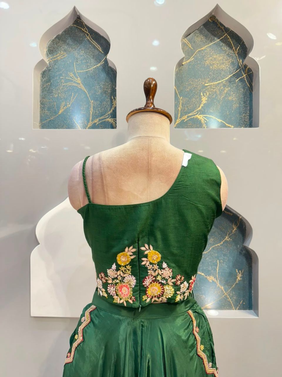 "EMERALD BLOOM INDO-WESTERN"